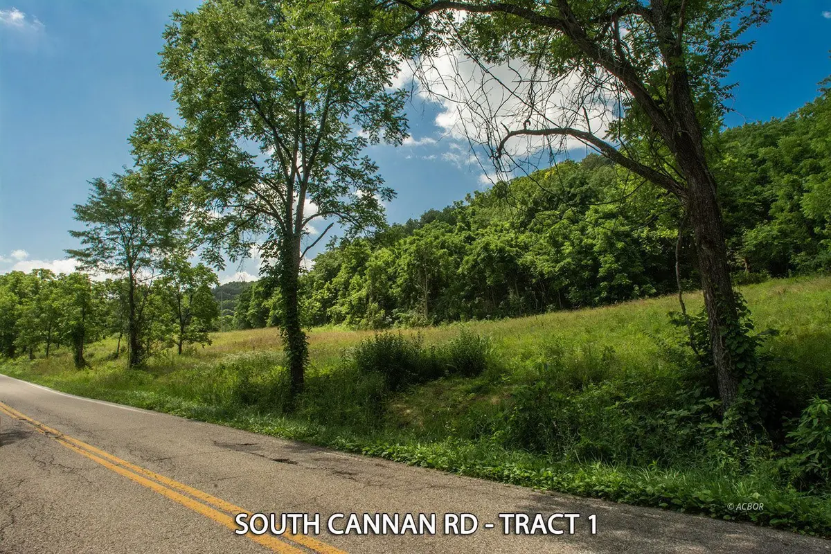 S Canaan Rd, Athens, OH 45701