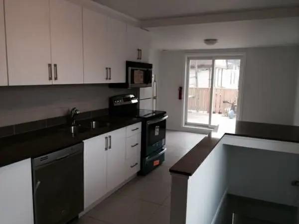 332 Salem AVE #A, Toronto W02, ON M6H 3C7
