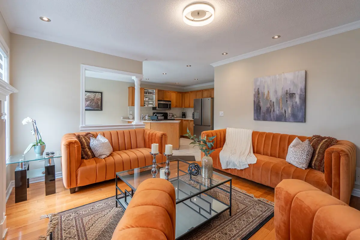 409 Fernforest DR, Brampton, ON L6R 3B6