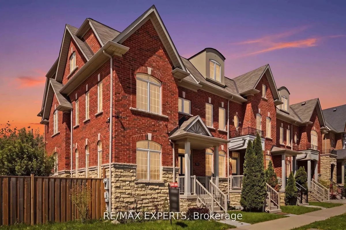 245 Isaac Devins BLVD, Toronto W05, ON M9M 0B6