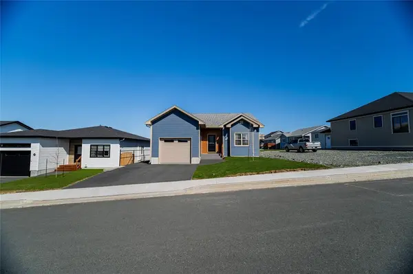 17 Electra Drive, St. John's, NL A1A 0V3