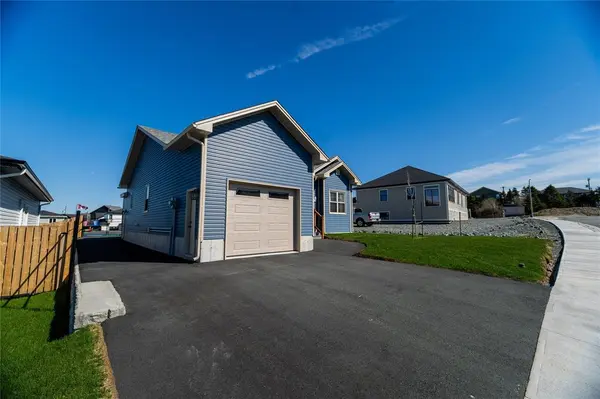 17 Electra Drive, St. John's, NL A1A 0V3