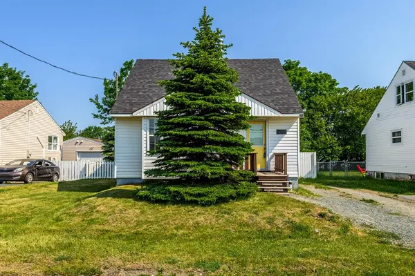 240 Freshwater Road, St. John's, NL A1B 1B2