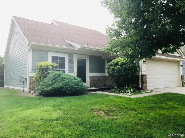 41419 CORNELL DR, Novi, MI 48377