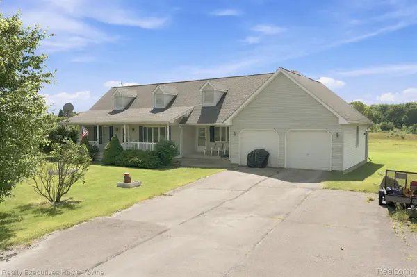 959 Braidwood RD, Riley Township, MI 48041