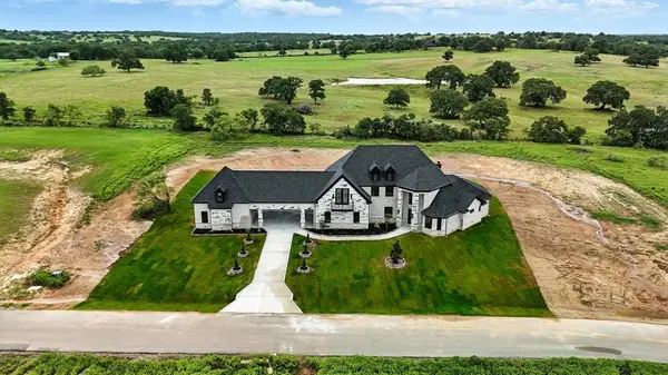 5005 Glenoaks Court, Weatherford, TX 76088