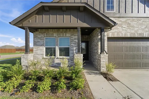 209 Charismatic Road, Waxahachie, TX 75165