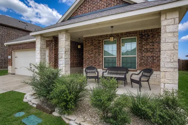 102 Whitetail Way, Caddo Mills, TX 75135