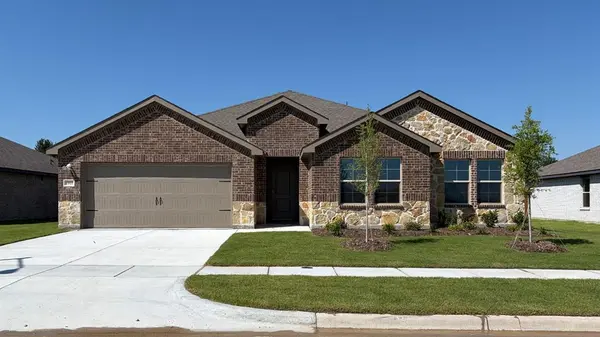 1911 Reveille Way, Terrell, TX 75160
