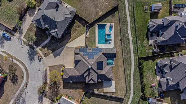 13625 Saddlewood Drive, Fort Worth, TX 76052