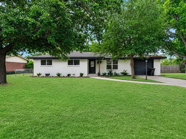 1011 Sheridan Lane, Cleburne, TX 76033