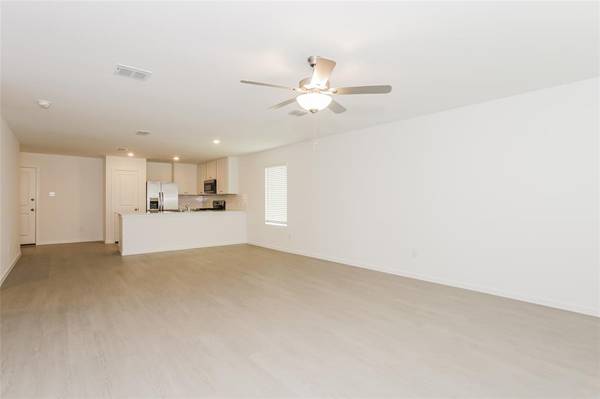 1316 Amapola Drive, Haslet, TX 76052