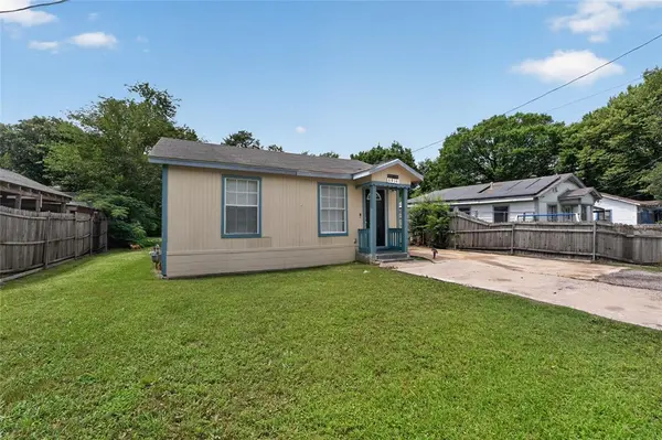 8914 Cardella Avenue, Dallas, TX 75217