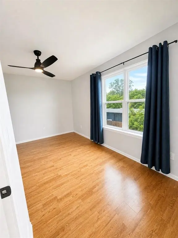 323 Towne House Lane, Richardson, TX 75081