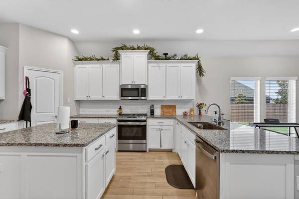 2301 Birdwell Cove, Forney, TX 75126