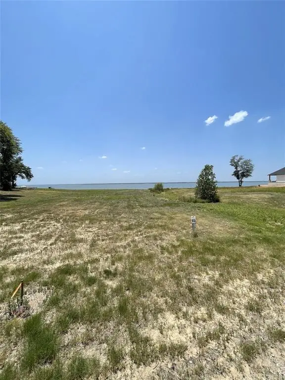 766 Sunset Court, Mabank, TX 75143