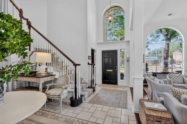824 Forest Lakes Drive, Keller, TX 76248
