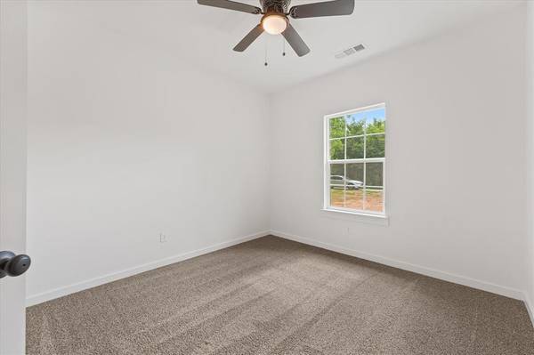 203 Kalura Way, Tool, TX 75143