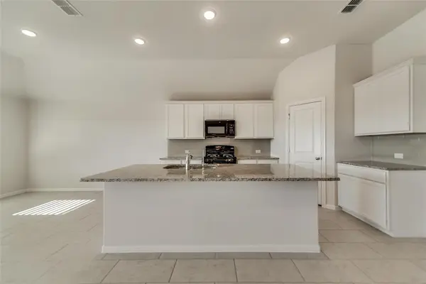 4909 Cleves Avenue, Celina, TX 75009
