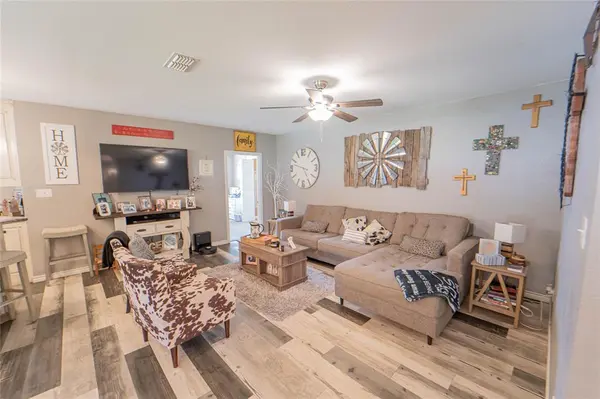 1400 W Wheeler Street, Breckenridge, TX 76424