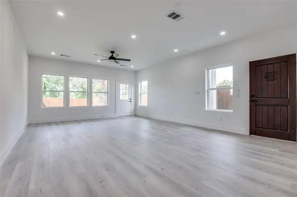 3413 Wendelkin Street, Dallas, TX 75215