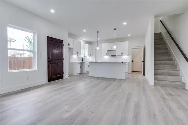 3413 Wendelkin Street, Dallas, TX 75215