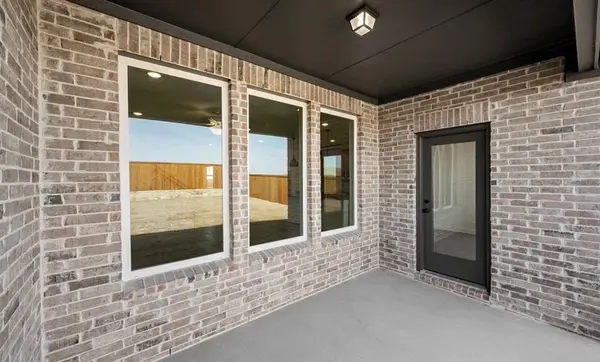 668 Tyronza Drive, Justin, TX 76247
