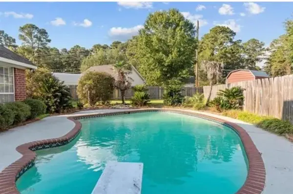 9807 Pennine Court, Shreveport, LA 71118