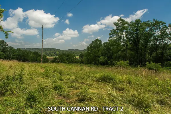 S Cannan Rd, Athens, OH 45701