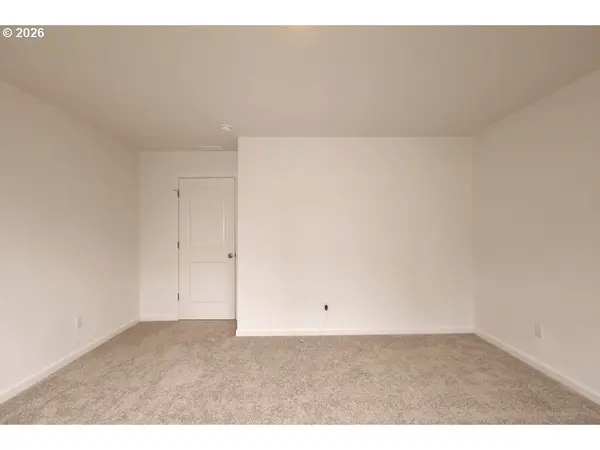 32730 SW Huser LN, Scappoose, OR 97056