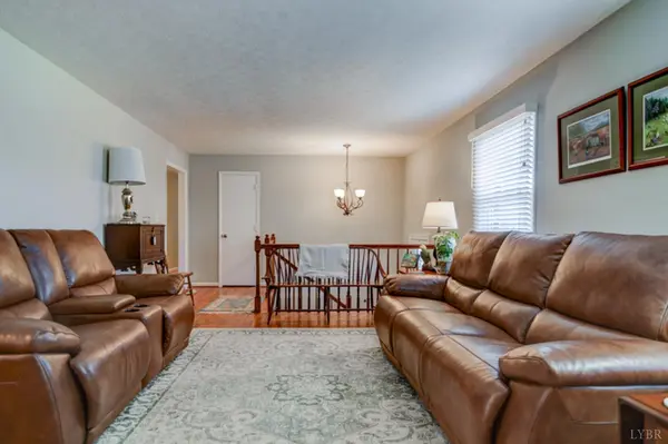 211 Robin DR, Lynchburg, VA 24502