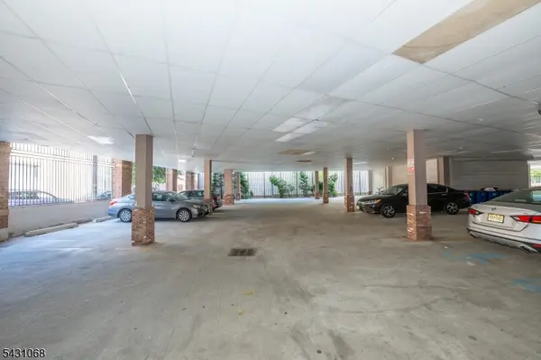 15-19 Tichenor Ln #406, Newark City, NJ 07114