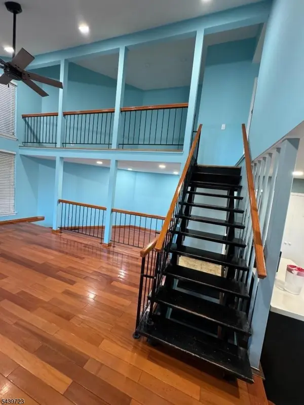 25 Bloomingdale Dr #4B, Hillsborough Twp., NJ 08844