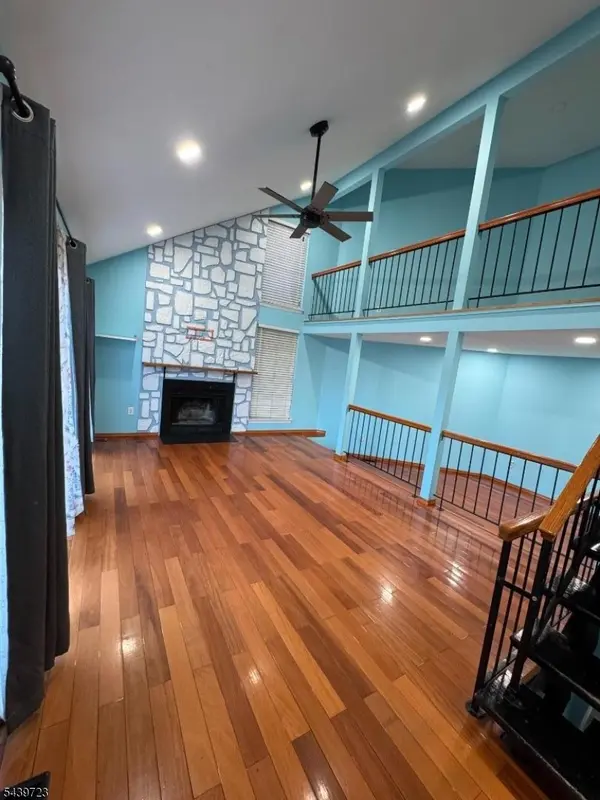 25 Bloomingdale Dr #4B, Hillsborough Twp., NJ 08844