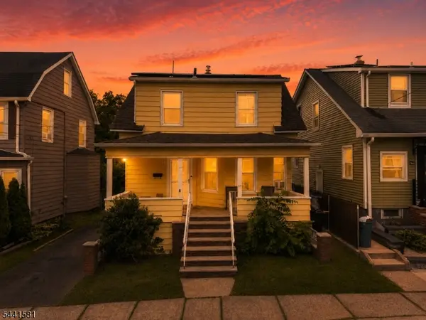 37 Fenner Ave, Clifton City, NJ 07013