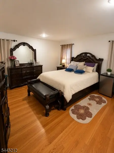 757 Seaport Dr, Elizabeth City, NJ 07201
