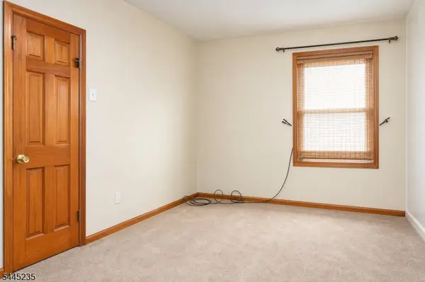 21 Main, Linden City, NJ 07036