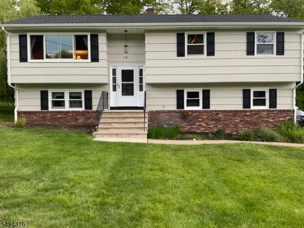 12 Holly Dr, Denville Twp., NJ 07834