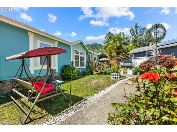 736 PENNY LN, Riddle, OR 97469