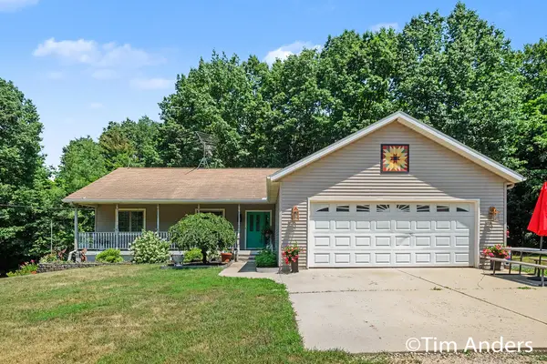 3455 Northkent Pine DR, Tyrone Twp, MI 49330