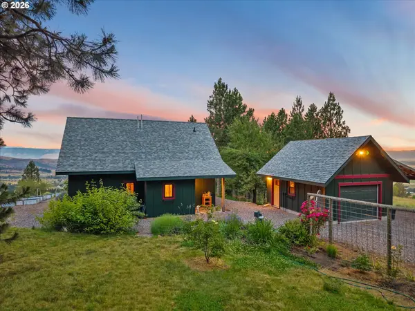 70170 Fletcher LN, Cove, OR 97824