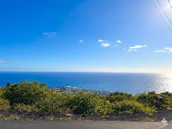 88-1484 AWAPUHI PL, Captain Cook, HI 96704