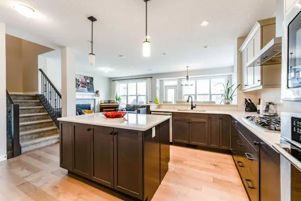 42 Buckskin WAY, Cochrane, AB T4C 2P1