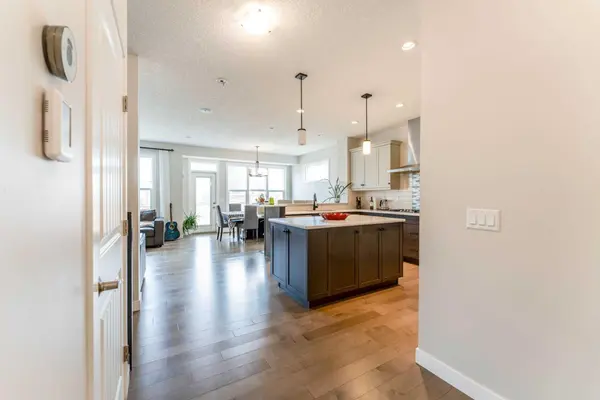 42 Buckskin WAY, Cochrane, AB T4C 2P1