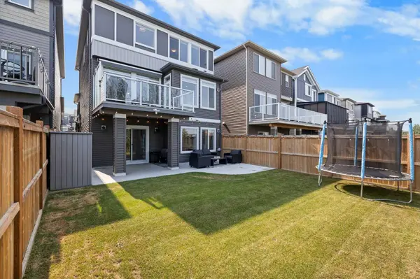 223 Howse DR NE, Calgary, AB T3P 1K4