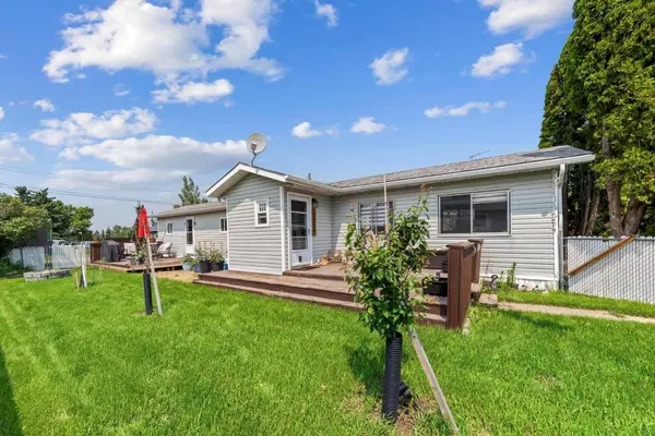 5306 49 ST, Daysland, AB T0B 1A0