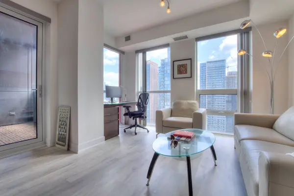 318 Richmond ST #3106, Toronto C01, ON M5V 1X2