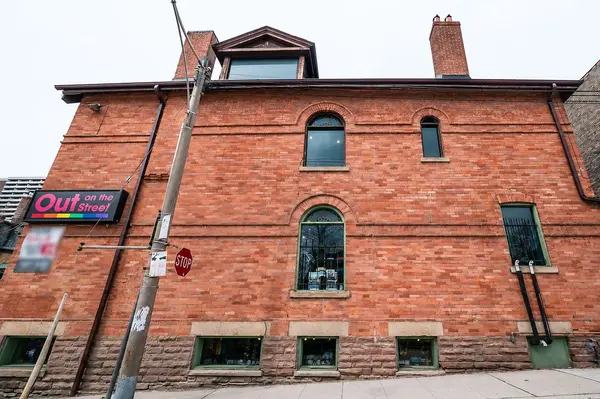 551 Church ST, Toronto C08, ON M4Y 2E2