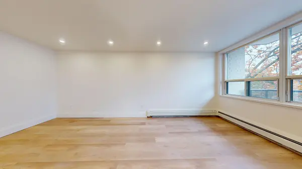 1 Marquette AVE #12, Toronto C04, ON M6A 1X8