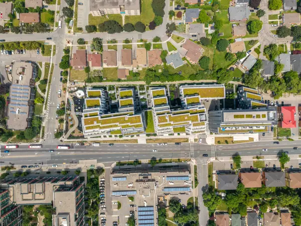 500 Wilson AVE #915, Toronto C06, ON M3H 0E5